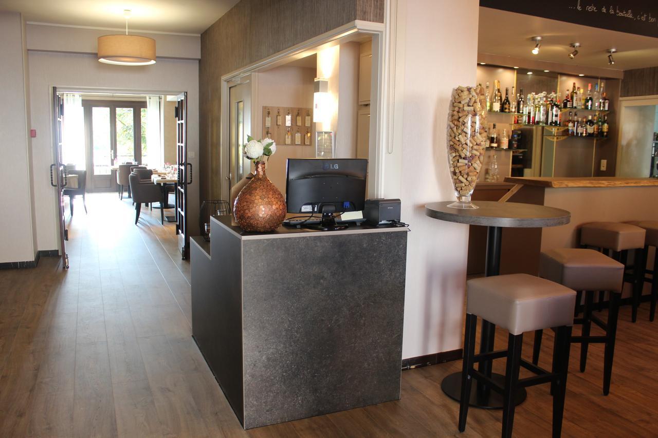 Hotel-Restaurant Le Sorgia Bellegarde-sur-Valserine Exteriér fotografie